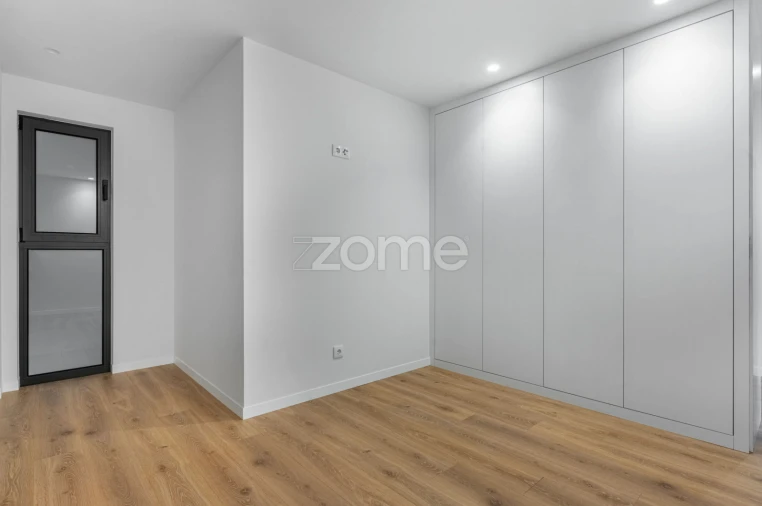 Apartamento T1 para Arrendamento em São Vitor (Braga) Foto 7