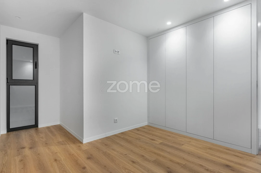 Apartamento T1 para Arrendamento em São Vitor (Braga) Foto 7