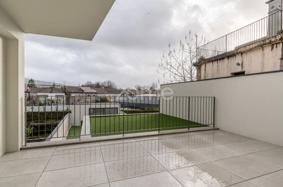 Apartamento T1 para Arrendamento em São Vitor (Braga) Foto 11