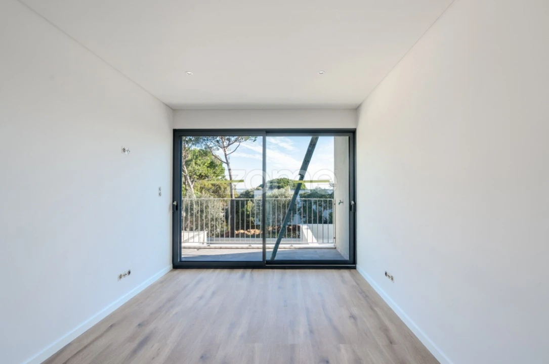 Moradia T3 para Venda em Barcarena Foto 16