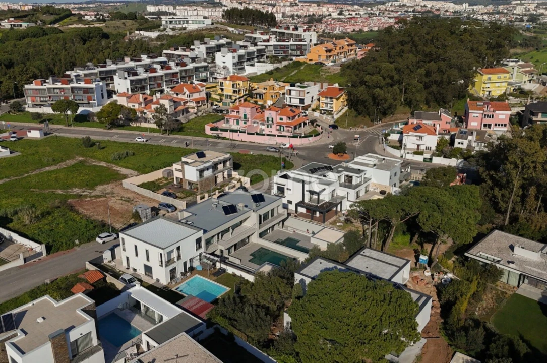 Moradia T3 para Venda em Barcarena Foto 8