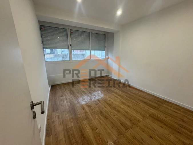 Apartamento T2 para Venda em Falagueira-Venda Nova Foto 12