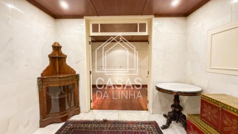 Apartamento T2 para Arrendamento em Santo António