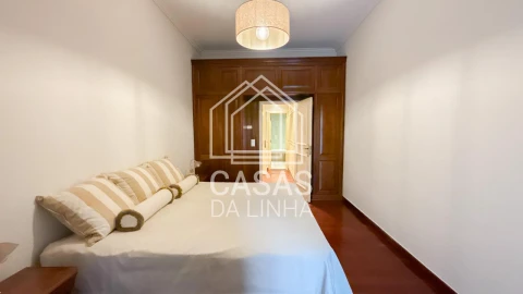 Apartamento T2 para Arrendamento em Santo António