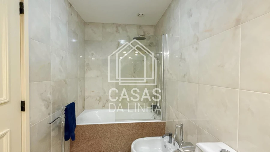 Apartamento T2 para Arrendamento em Santo António Foto 19