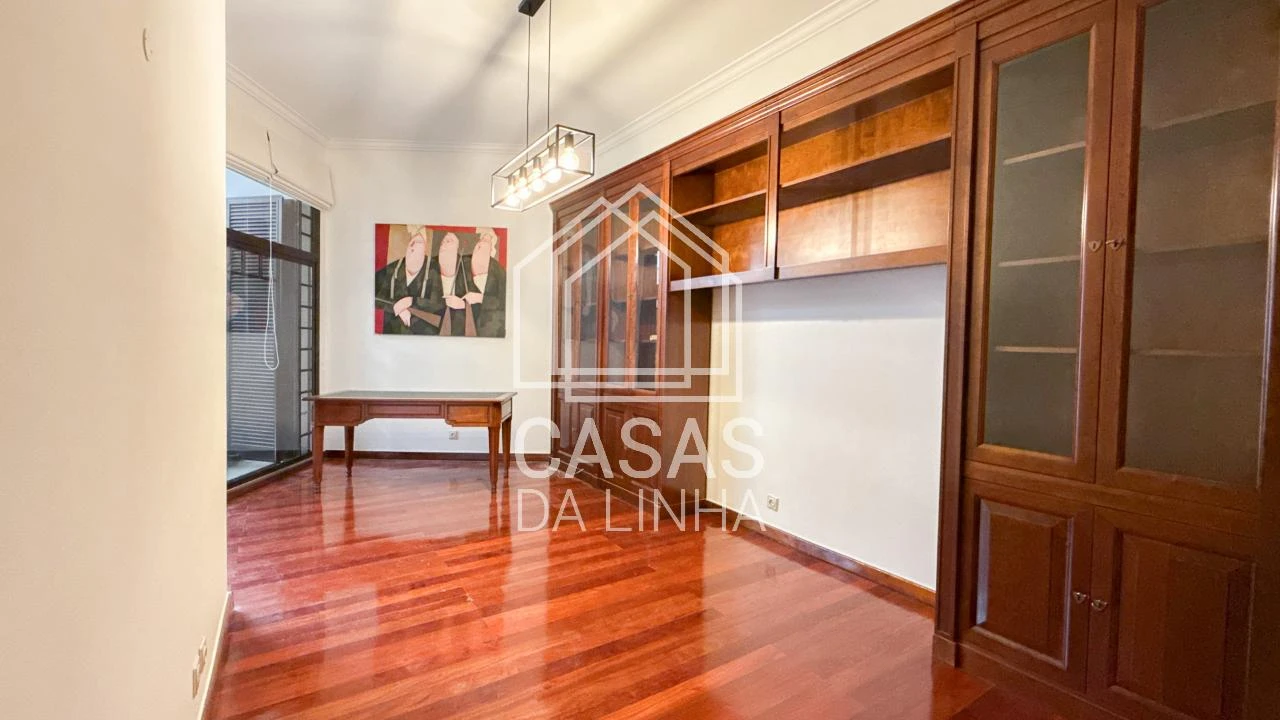 Apartamento T2 para Arrendamento em Santo António Foto 20