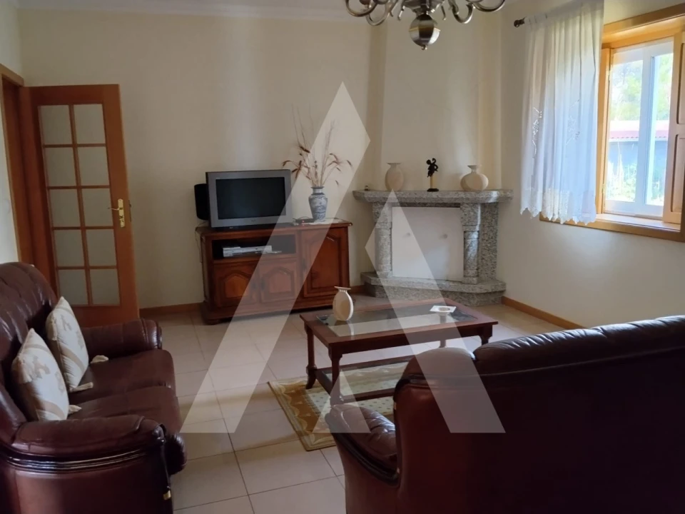 Moradia T4 para Venda em Ranhados Foto 1
