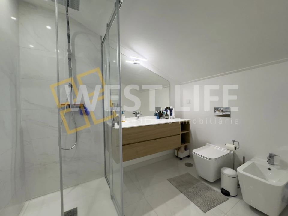 Apartamento T4 para Venda em Malveira e São Miguel de Alcainça Foto 19