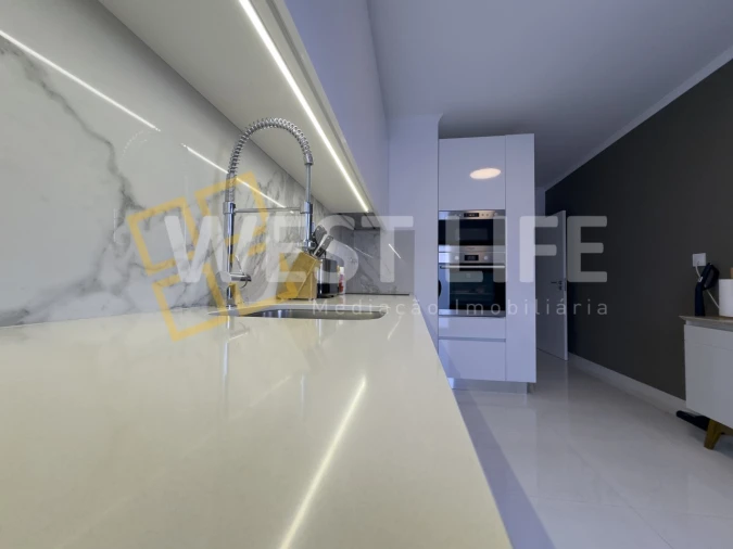 Apartamento T4 para Venda em Malveira e São Miguel de Alcainça Foto 6