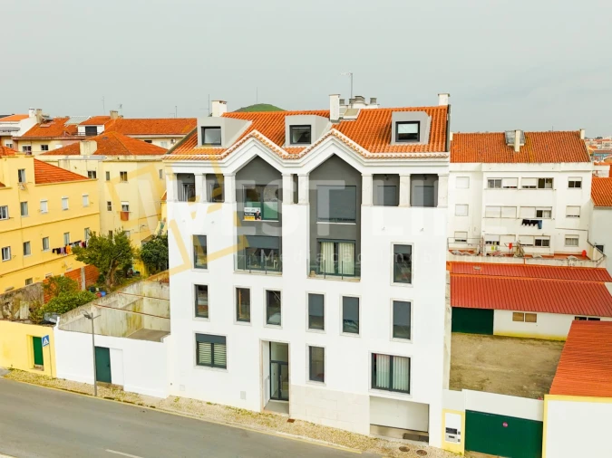 Apartamento T4 para Venda em Malveira e São Miguel de Alcainça Foto 3