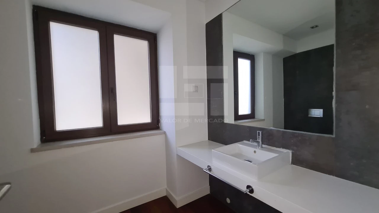 Apartamento T4 para Venda em Avenidas Novas Foto 17