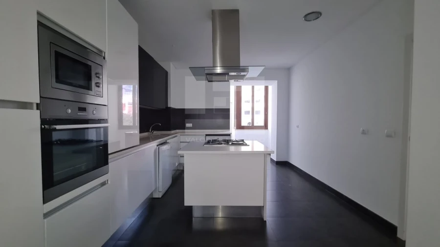 Apartamento T4 para Venda em Avenidas Novas Foto 12