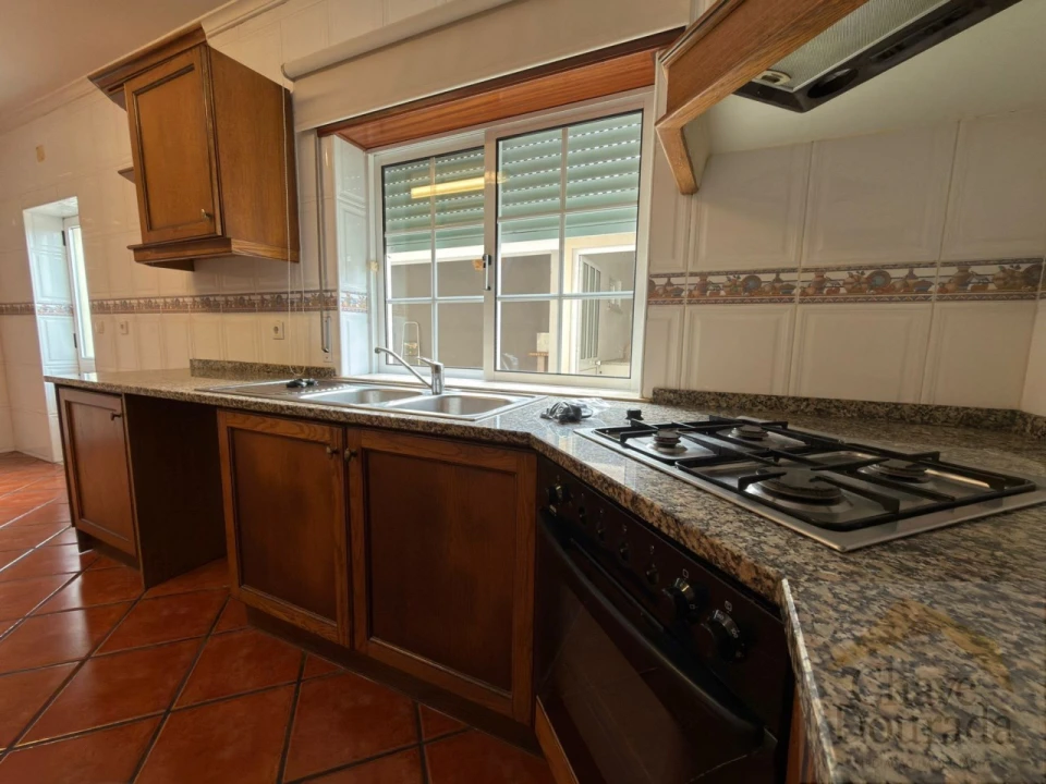 Moradia T3 para Venda em São Miguel de Poiares Foto 4