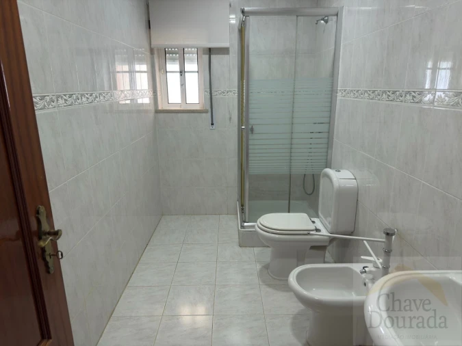 Moradia T3 para Venda em São Miguel de Poiares Foto 14