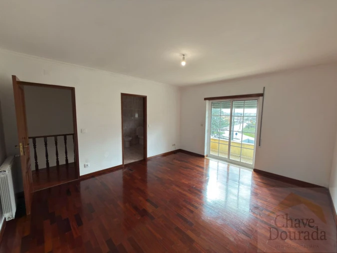 Moradia T3 para Venda em São Miguel de Poiares Foto 15