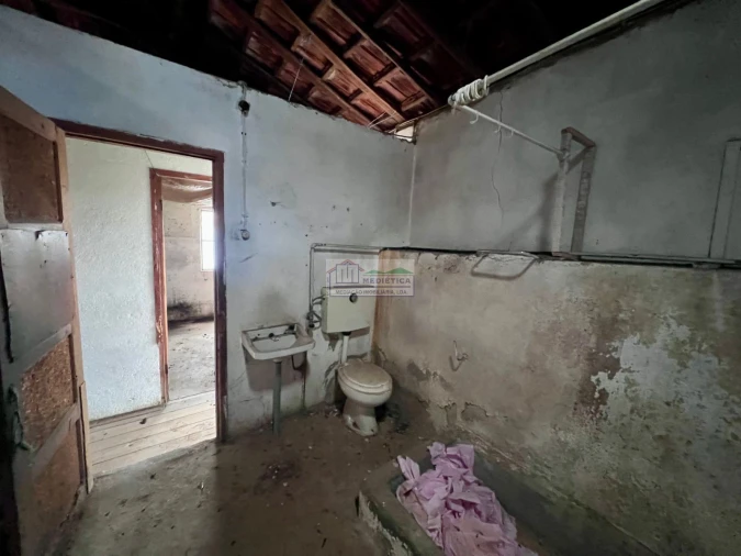 Moradia T3 para Venda em Eucisia, Gouveia e Valverde Foto 9