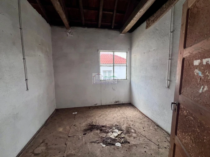 Moradia T3 para Venda em Eucisia, Gouveia e Valverde Foto 11