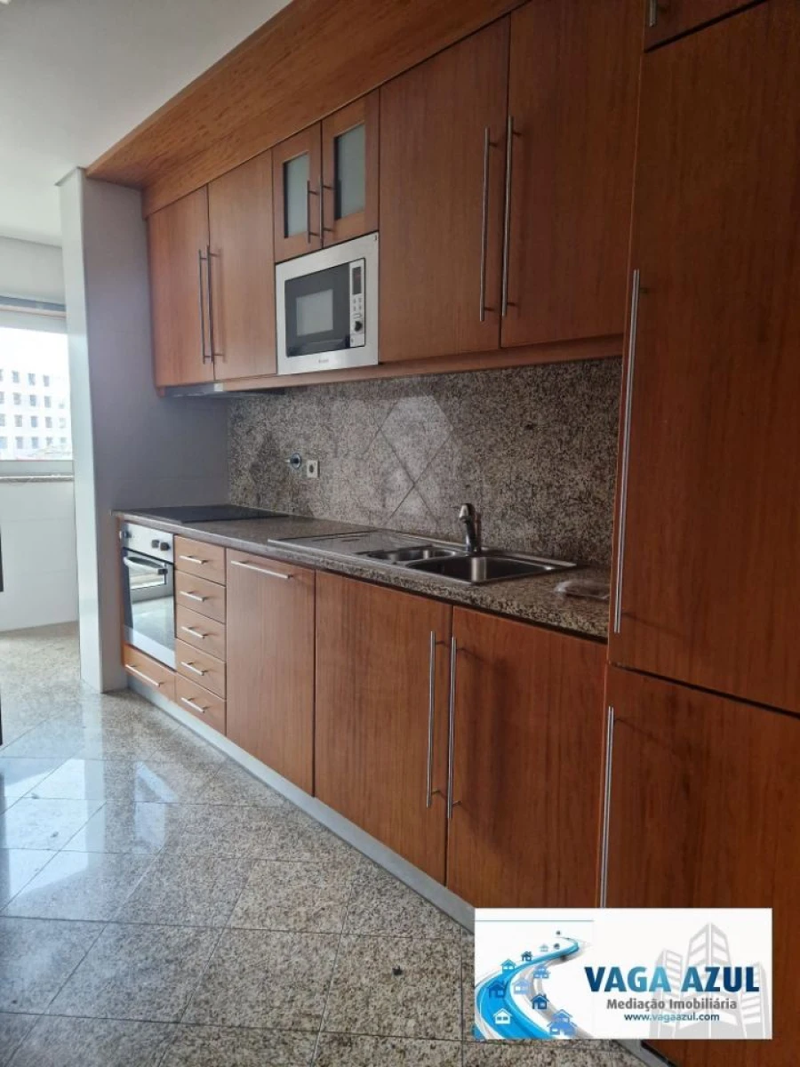 Quarto para Arrendamento em Custóias, Leça do Balio e Guifões Foto 11