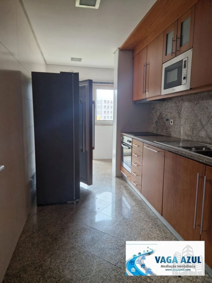 Quarto para Arrendamento em Custóias, Leça do Balio e Guifões Foto 12