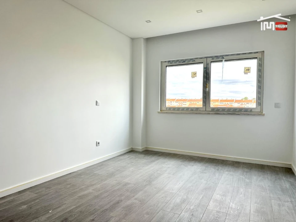 Apartamento T3 para Venda em Montijo e Afonsoeiro Foto 33