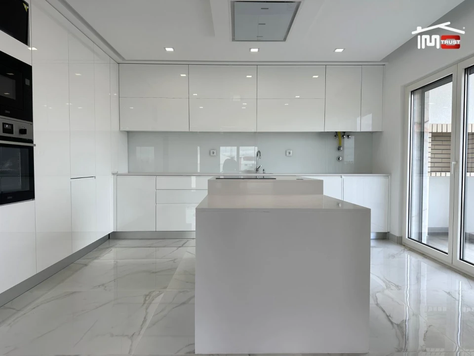 Apartamento T4 para Venda em Montijo e Afonsoeiro Foto 2