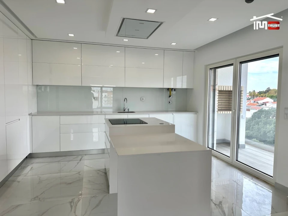 Apartamento T4 para Venda em Montijo e Afonsoeiro Foto 11