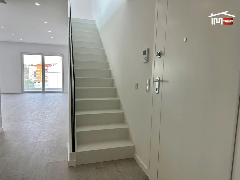 Apartamento T4 para Venda em Montijo e Afonsoeiro Foto 12