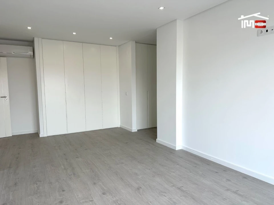 Apartamento T4 para Venda em Montijo e Afonsoeiro Foto 17