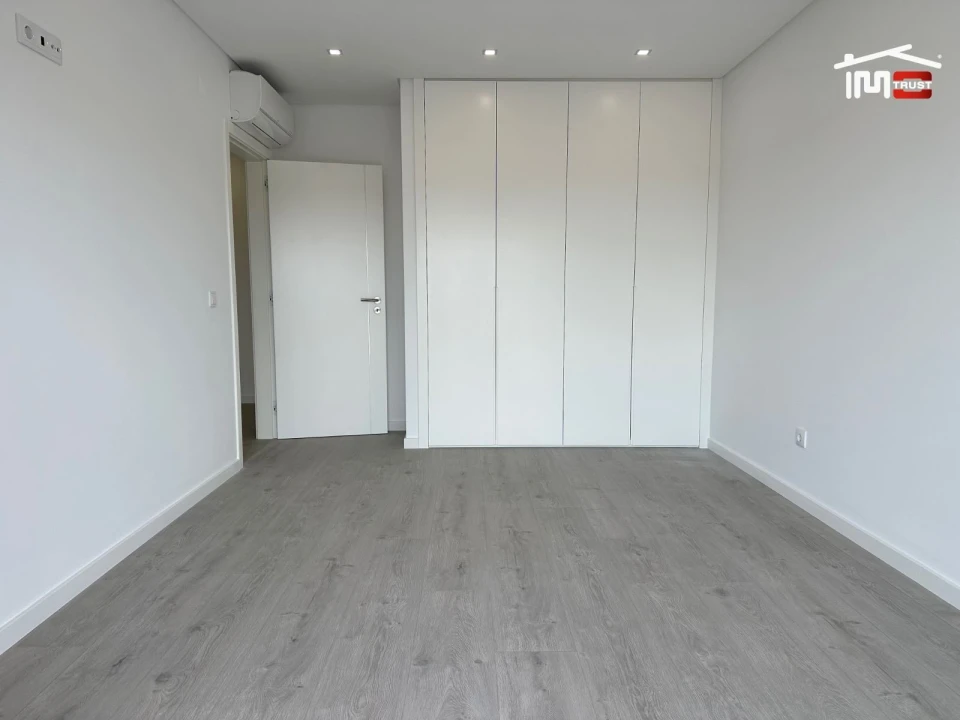 Apartamento T4 para Venda em Montijo e Afonsoeiro Foto 24