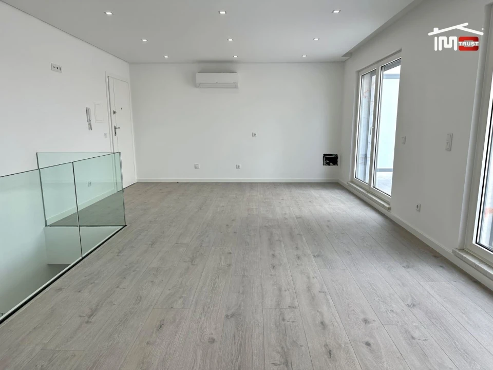 Apartamento T4 para Venda em Montijo e Afonsoeiro Foto 29