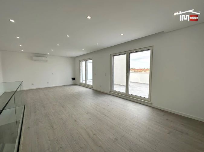 Apartamento T4 para Venda em Montijo e Afonsoeiro Foto 14