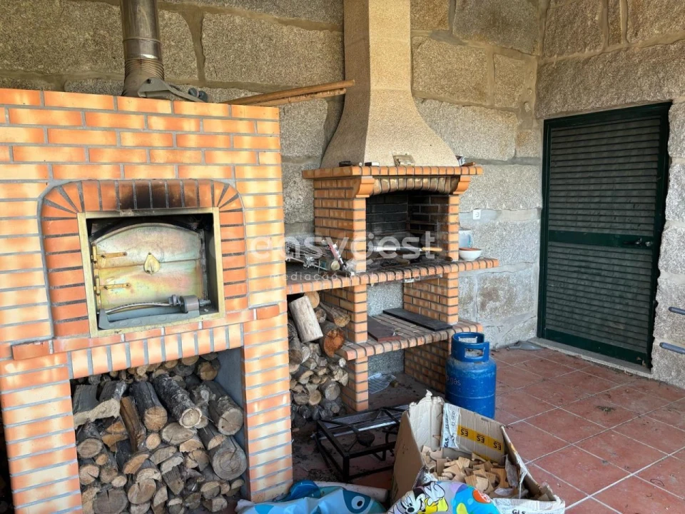 Quinta T4 para Venda em Parada de Gonta Foto 29