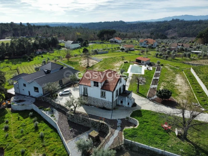 Quinta T4 para Venda em Parada de Gonta Foto 2