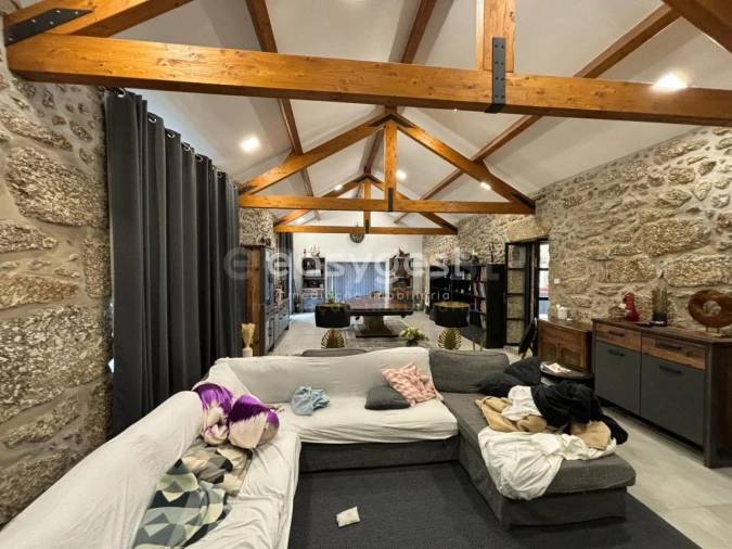 Quinta T4 para Venda em Parada de Gonta Foto 9