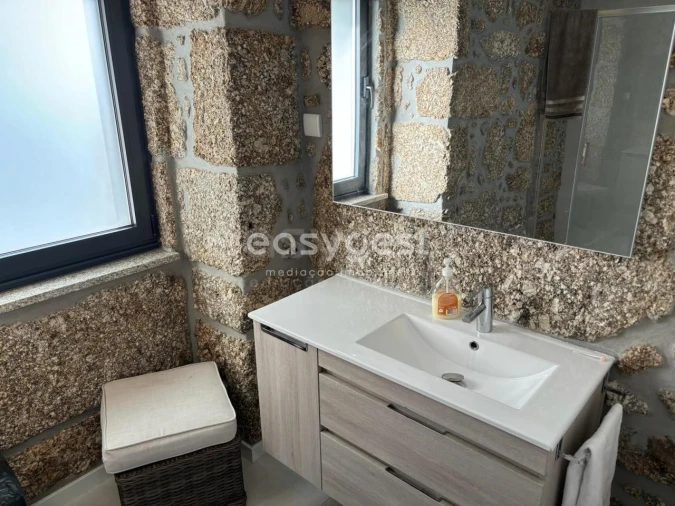 Quinta T4 para Venda em Parada de Gonta Foto 11