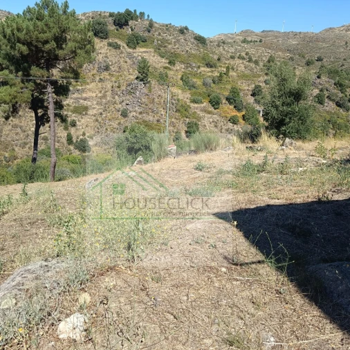 Moradia T3 para Venda em Bendada Foto 11