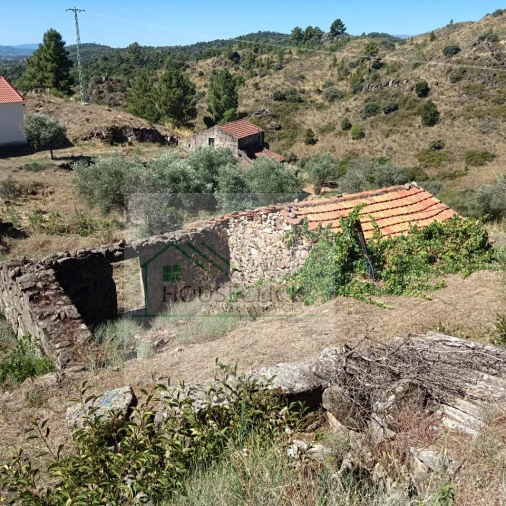 Moradia T3 para Venda em Bendada Foto 15