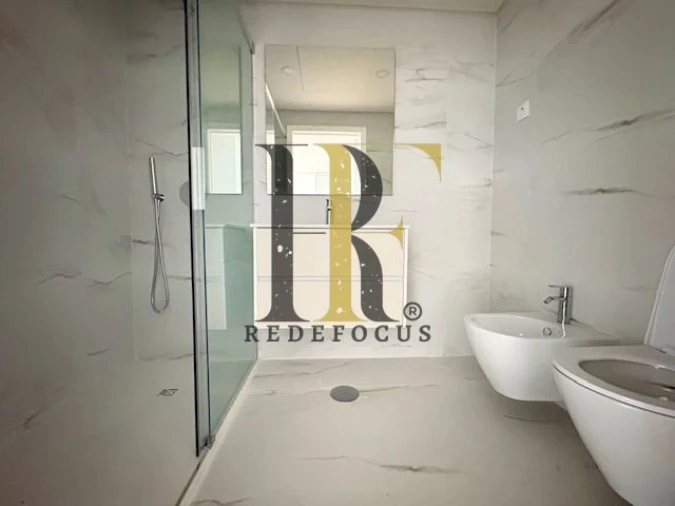 Apartamento T1 para Venda em Esmoriz Foto 6