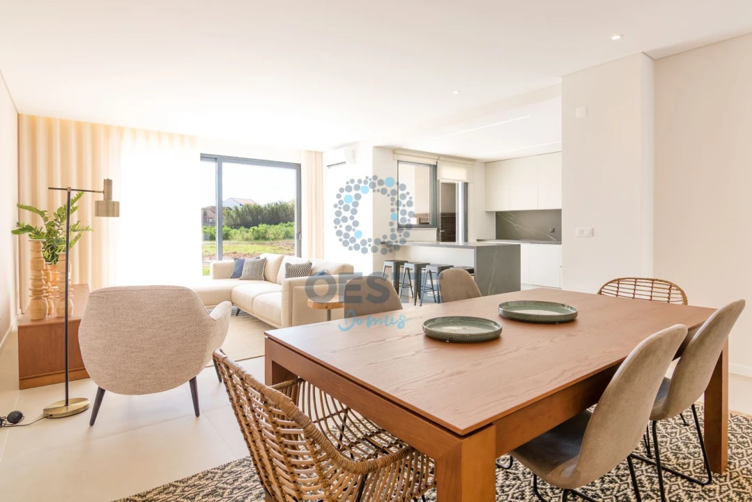 Moradia T4 para Venda em Lourinhã e Atalaia Foto 11