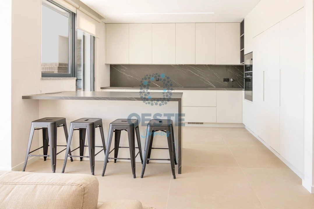 Moradia T4 para Venda em Lourinhã e Atalaia Foto 11