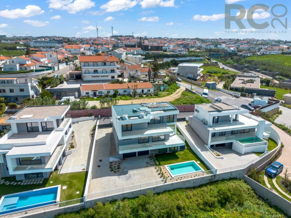 Moradia T4 para Venda em Ericeira Foto 3