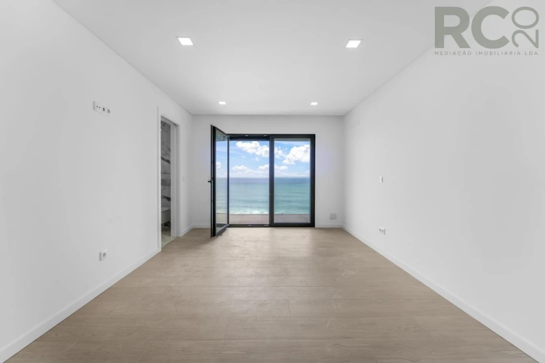 Moradia T4 para Venda em Ericeira Foto 46