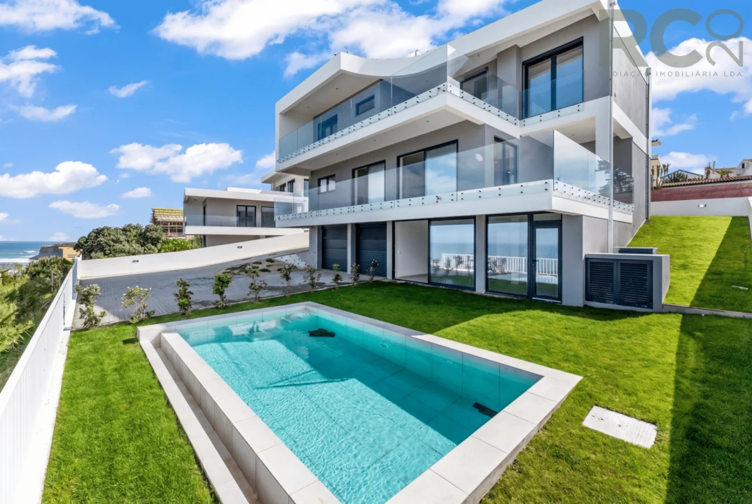 Moradia T4 para Venda em Ericeira Foto 1