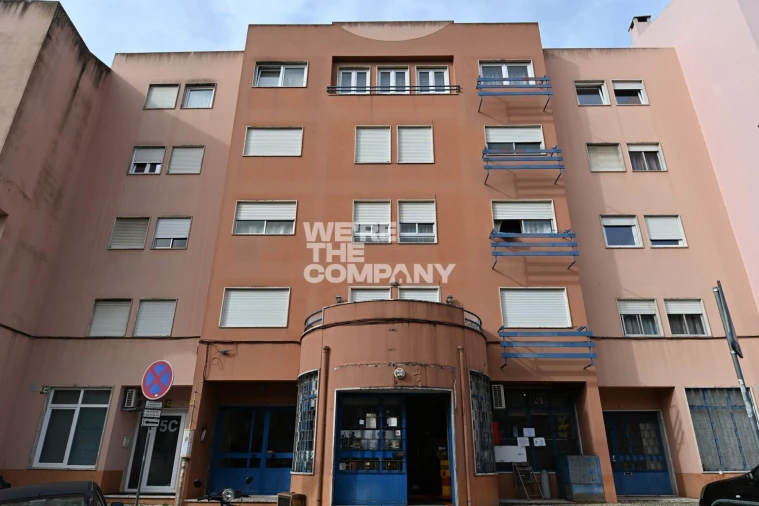 Apartamento T2 para Venda em Massamá e Monte Abraão Foto 23