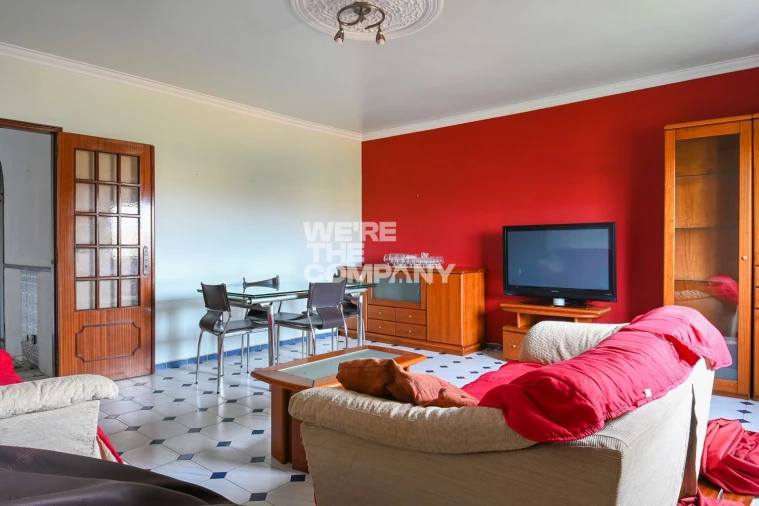 Apartamento T2 para Venda em Massamá e Monte Abraão Foto 2