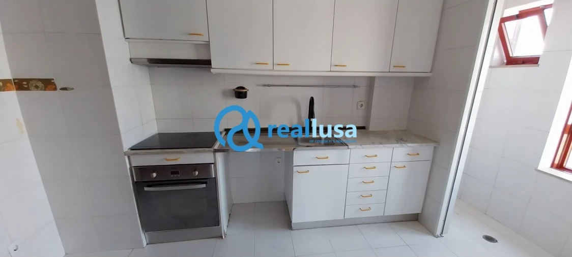 Apartamento T2 para Venda em Custóias, Leça do Balio e Guifões Foto 5