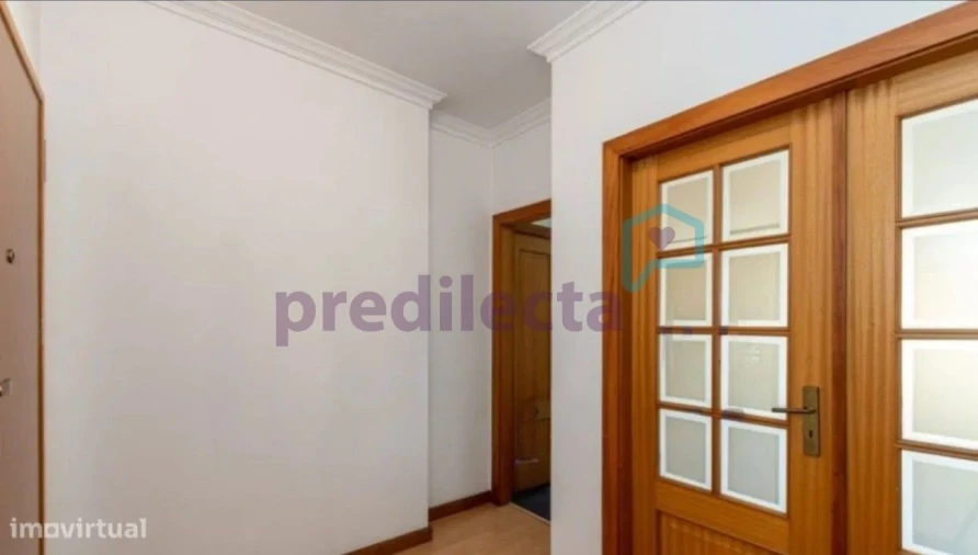 Apartamento T1 para Arrendamento em Paranhos Foto 15
