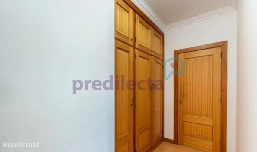 Apartamento T1 para Arrendamento em Paranhos Foto 4