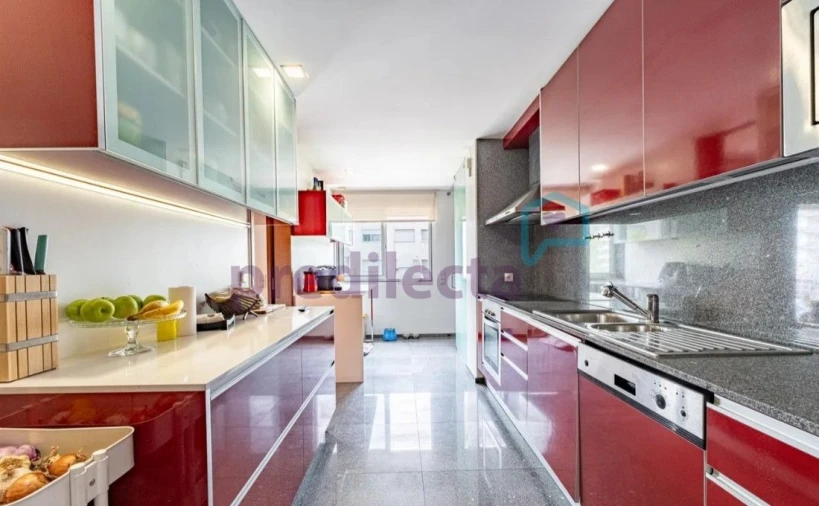 Apartamento T3 para Arrendamento em Paranhos Foto 6