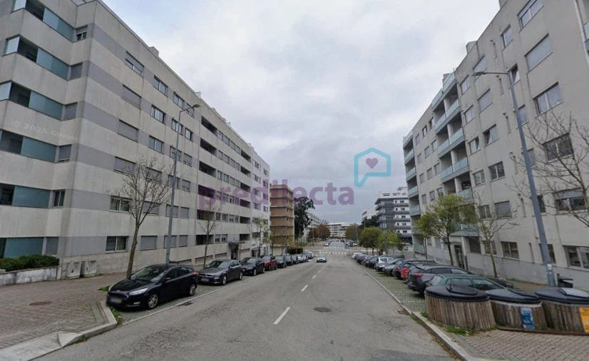 Apartamento T3 para Arrendamento em Paranhos Foto 21